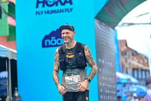 BIB: 140
                            <button type="button" onclick="openModal(24883734)" class="btn btn-primary btn-sm float-right btn-popup" data-toggle="modal" data-target=".modal-high-quality">
                        <i class="fas fa-shopping-cart"></i> Add to Cart
                    </button>
                                            <button type="button" onclick="isThisMe(24883734, true)" class="btn btn-success btn-sm float-right btn-popup btn-isme hidden" data-toggle="tooltip" data-placement="bottom" title="นี่คือรูปของคุณใช่ไหม คลิกที่นี่เพื่อเอาเข้าอัลบั้ม">
                        <i class="fas fa-plus"></i> Add to album
                    </button>
                    <button type="button" onclick="isThisMe(24883734, false)" class="btn btn-warning btn-sm float-right btn-popup btn-isnotme hidden">
                        <i class="fas fa-ban"></i> Remove from album
                    </button>